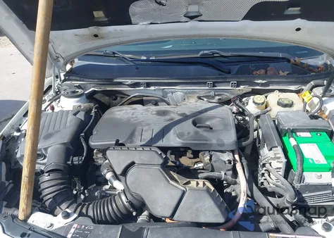 2013 Buick Regal Premium 1 z USA, uszkodzony, nr VIN 2G4GS5ER7D9226539